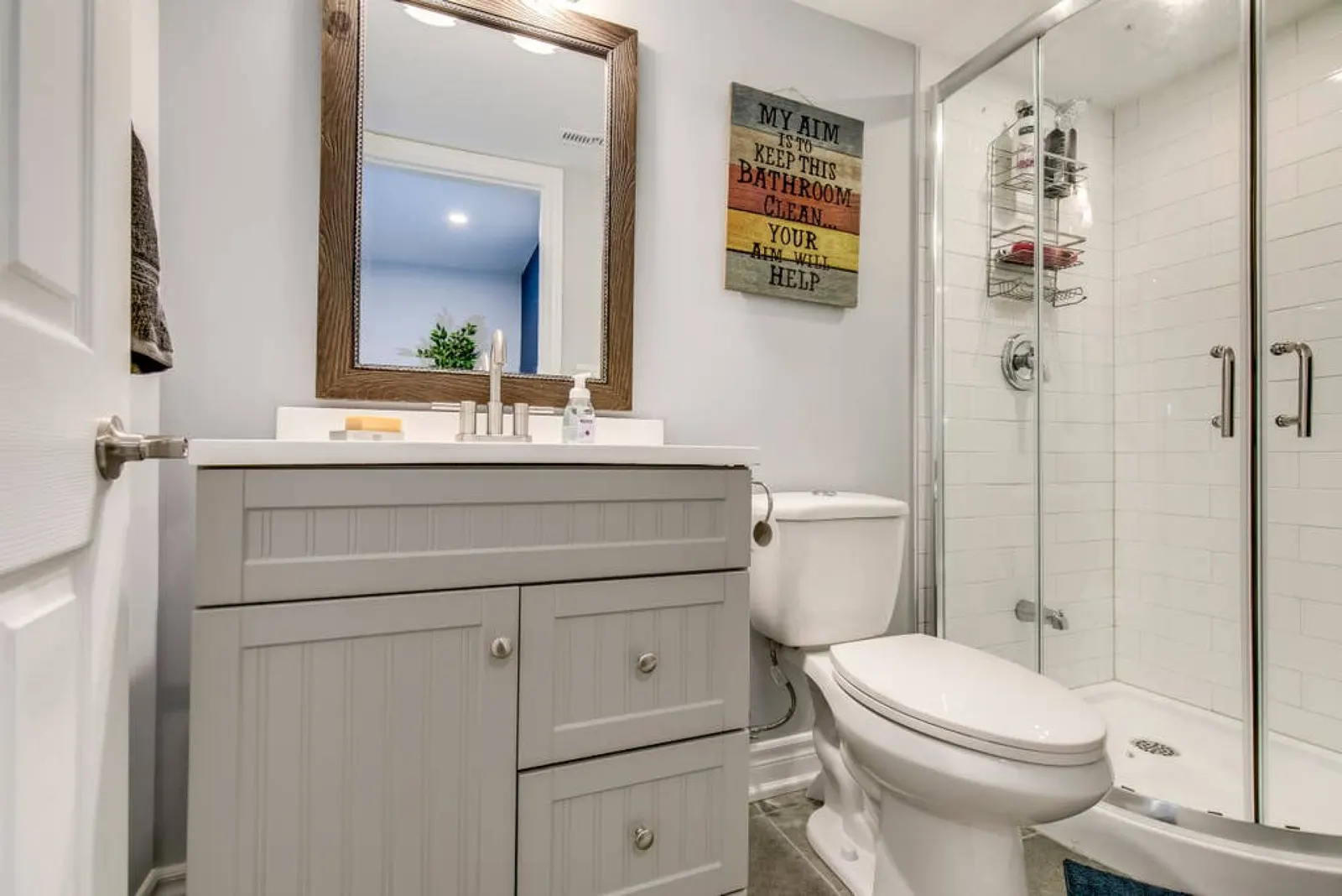 Stunning 1BR Suite - Near Downtown! 16