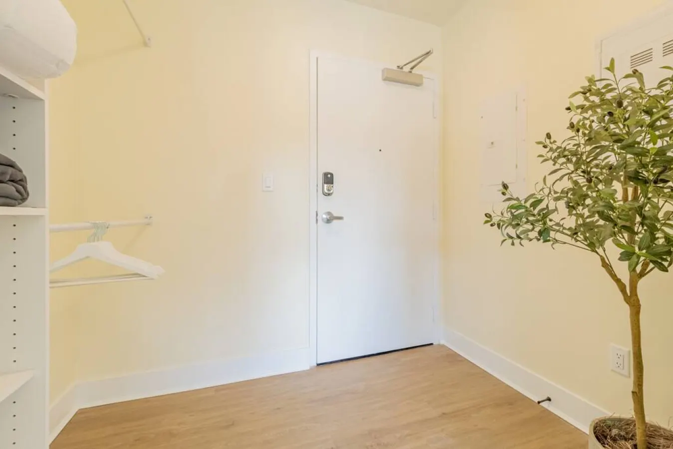 The Coastal 207 · The Bend Condo on Main Strip - The Coastal 207 — photo 5
