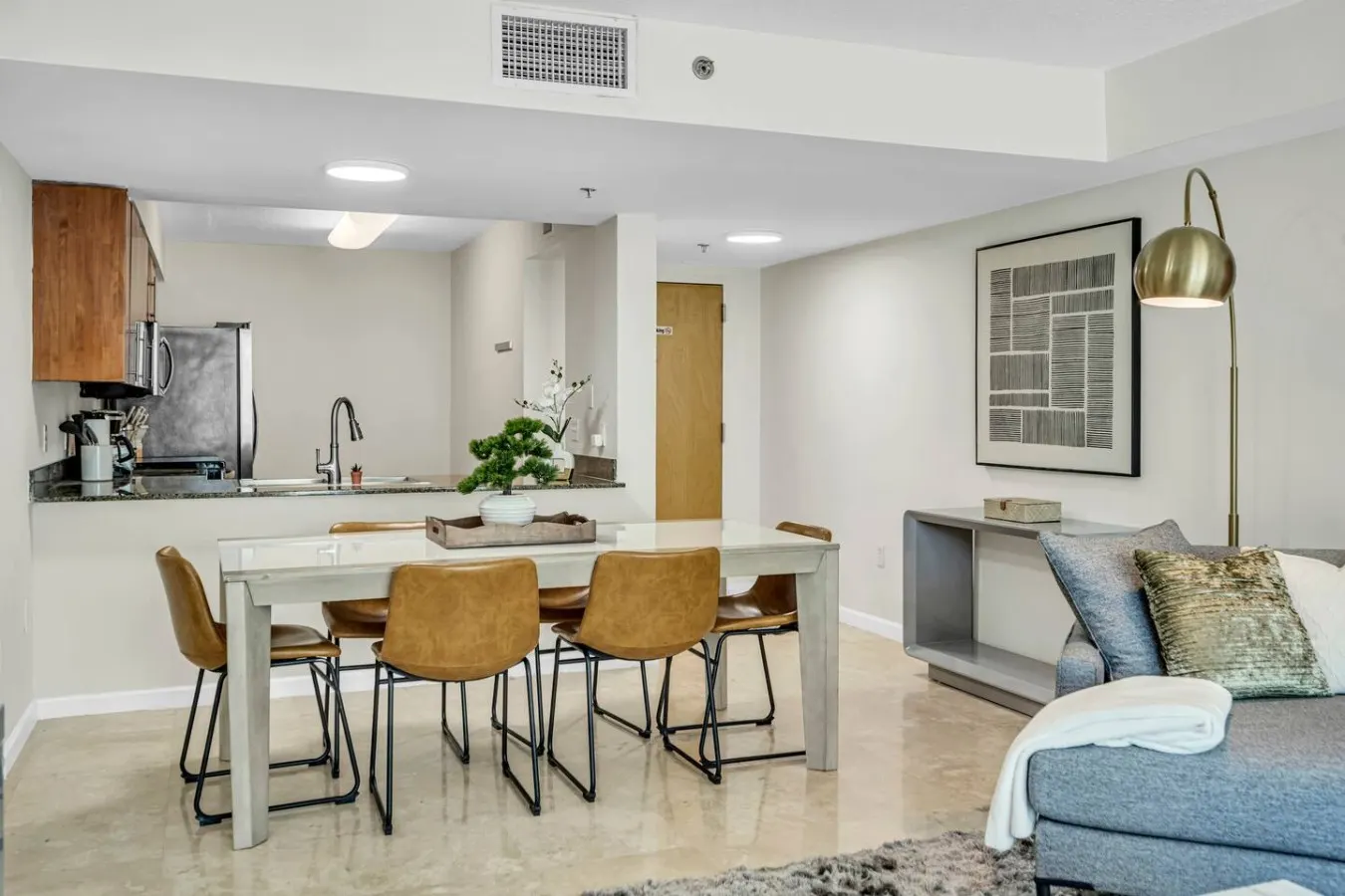 Sky-High Brickell 2BR/2BA Balcony & Views 12