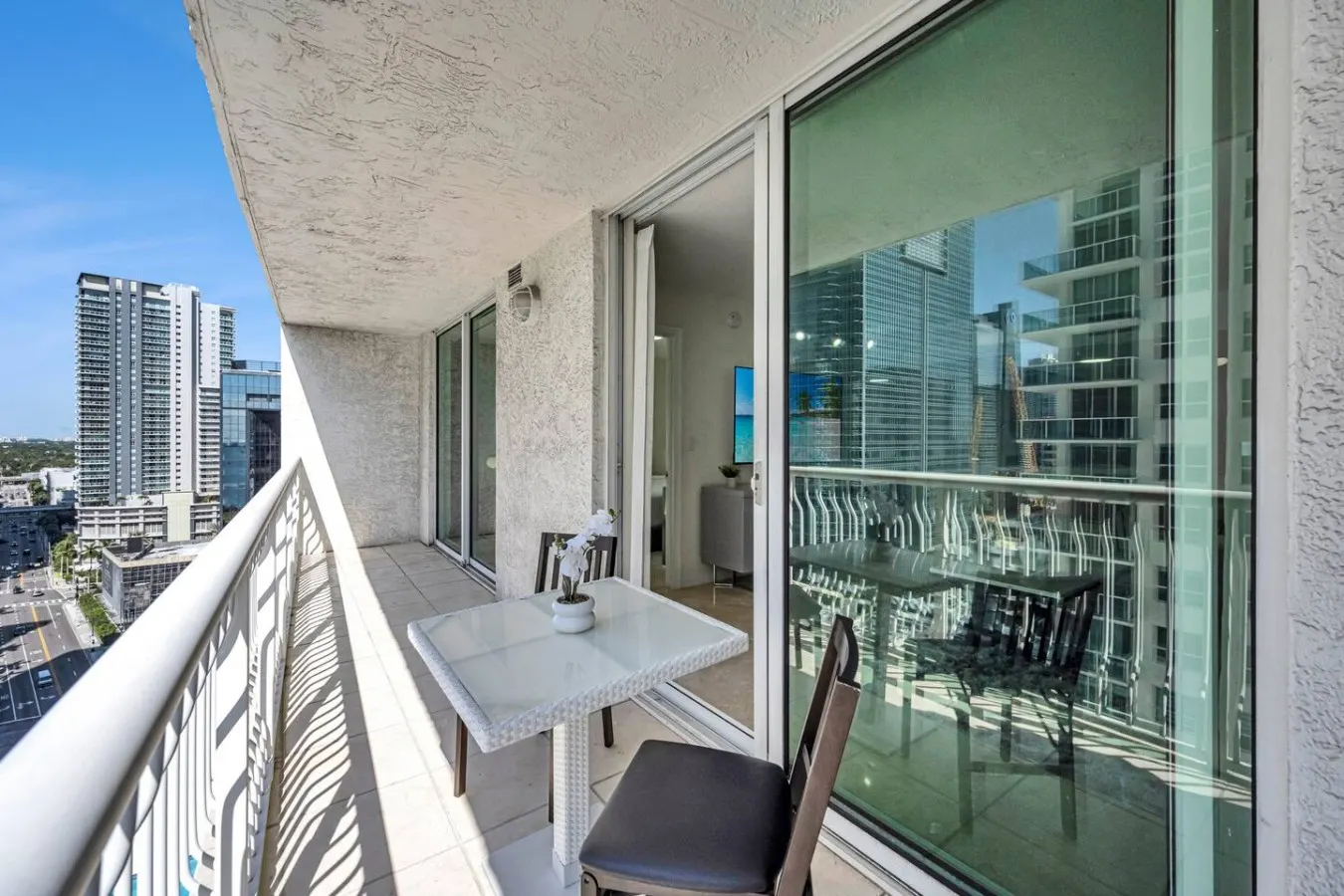 Sky-High Brickell 2BR/2BA Balcony & Views 16