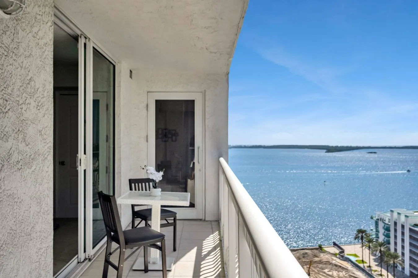 Sky-High Brickell 2BR/2BA Balcony & Views 7
