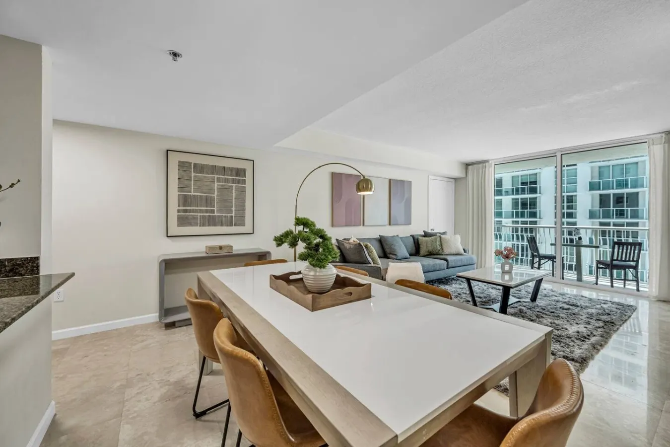 Sky-High Brickell 2BR/2BA Balcony & Views 8