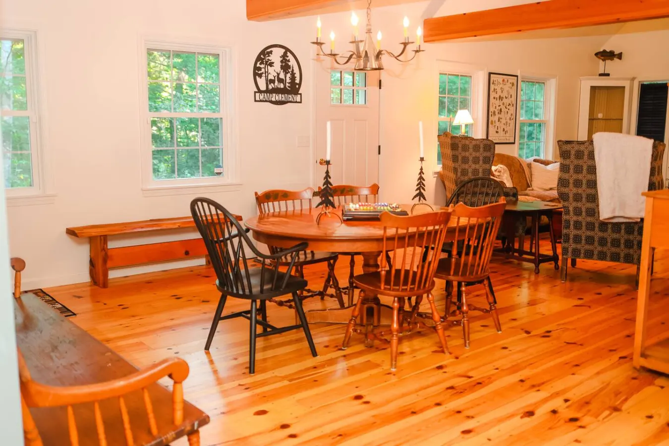 Silent Nights | Family Lake Retreat with Pool — photo 2