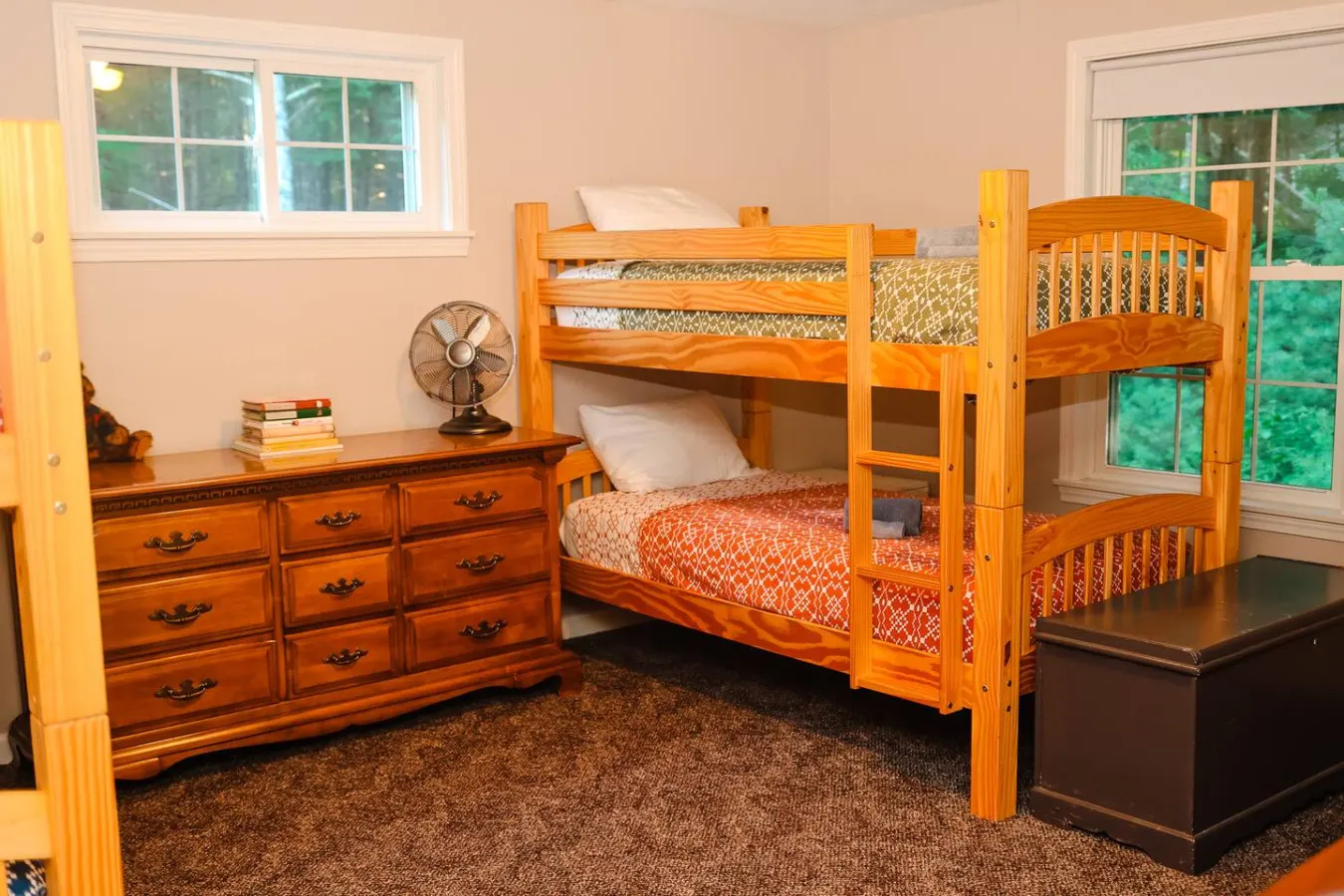 Silent Nights Family Lake Retreat with Pool 8