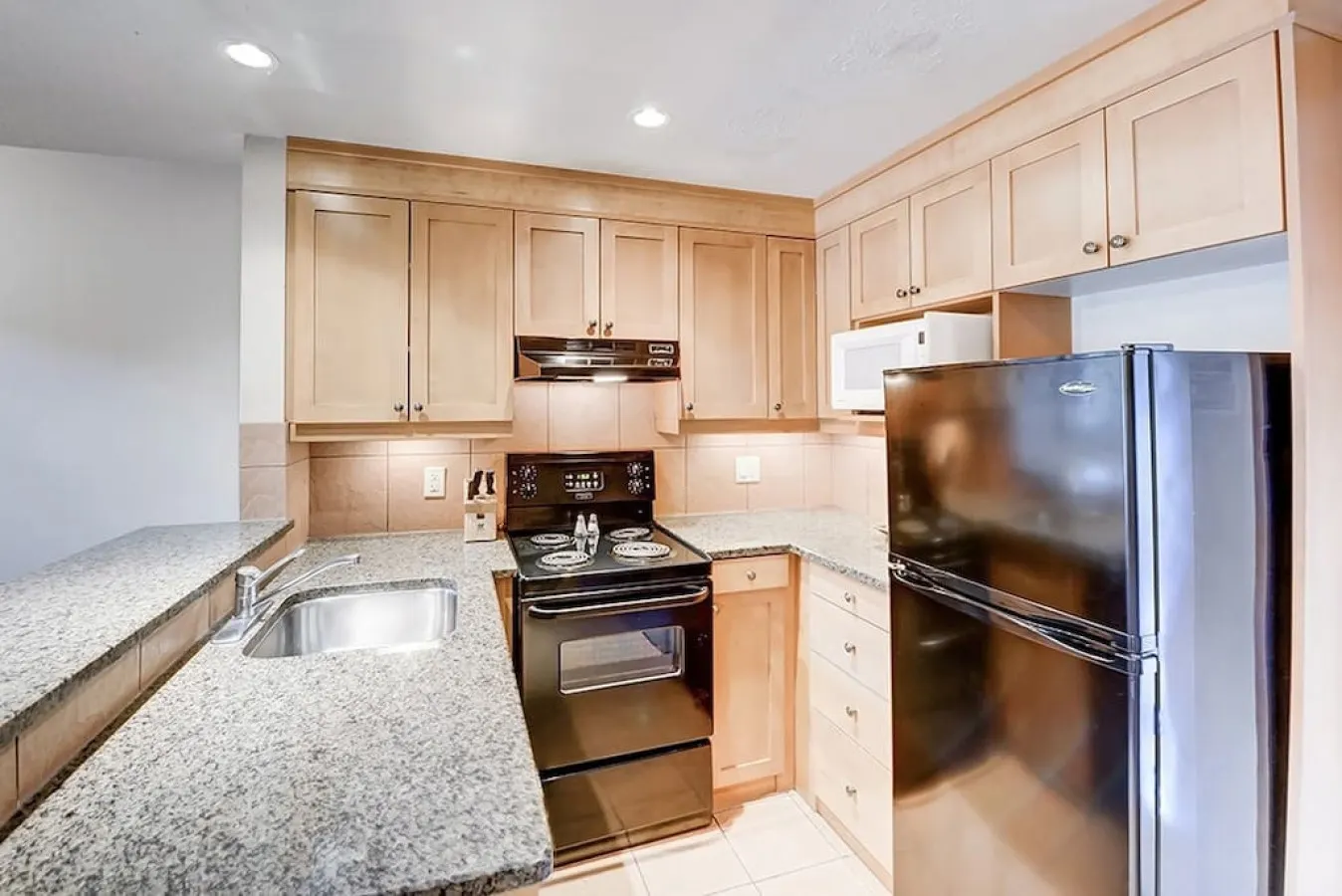 Mountain Condo w/3 BDRM & Hot Pools! — photo 5