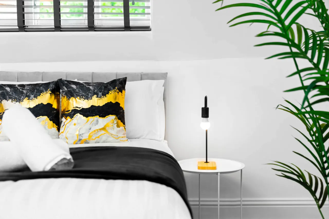 Stylish Apartment - Parking - Terrace - Wolverhampton 3