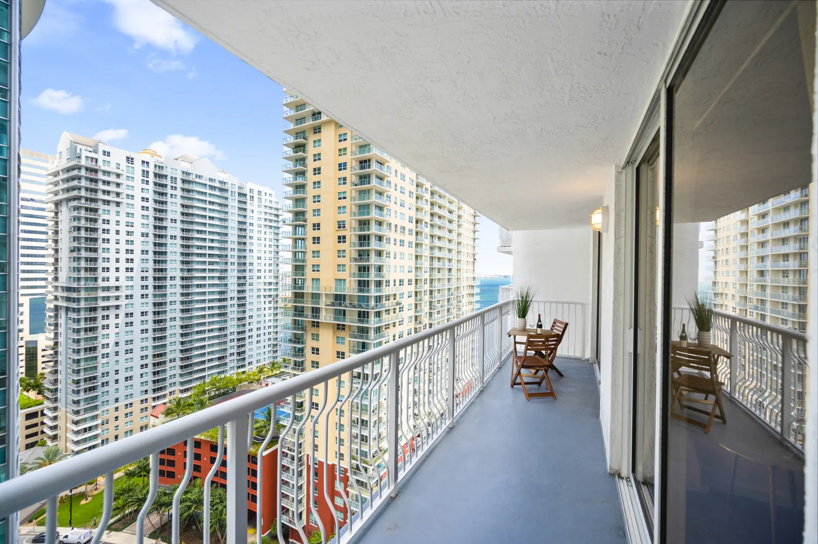 ★Amazing Condo with FREE PARKING in Brickell Miami 16