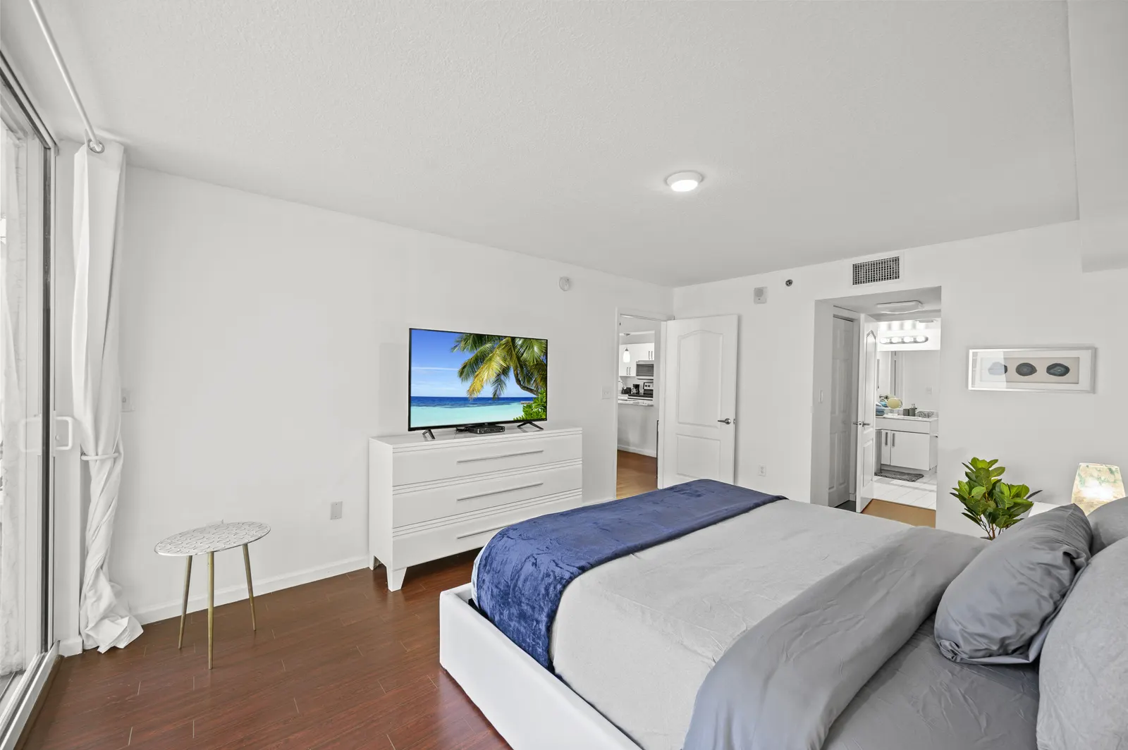 ★Amazing Condo with FREE PARKING in Brickell Miami 6