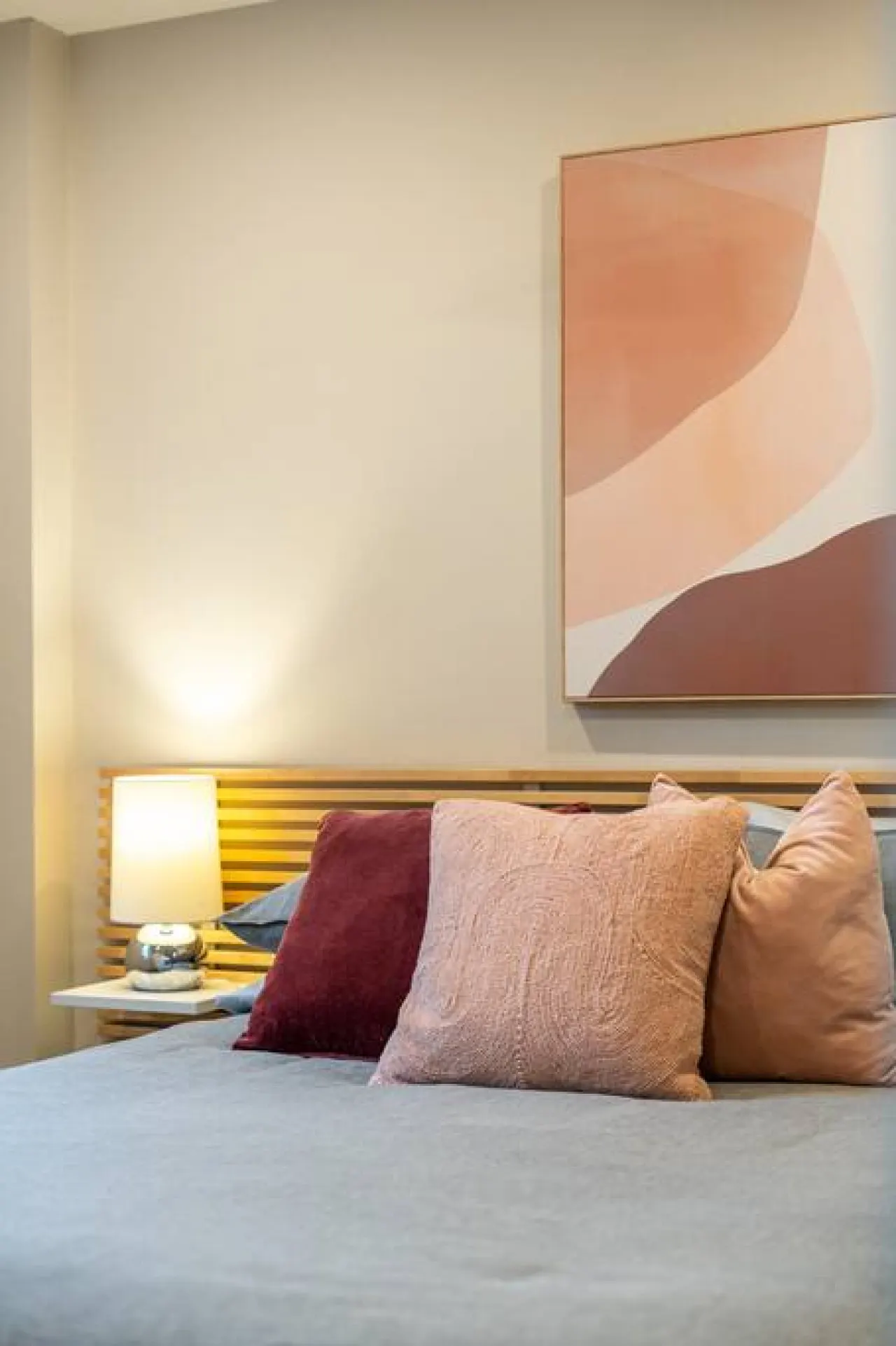 Huttside—Comfortable CBD Stay near Parklands 17