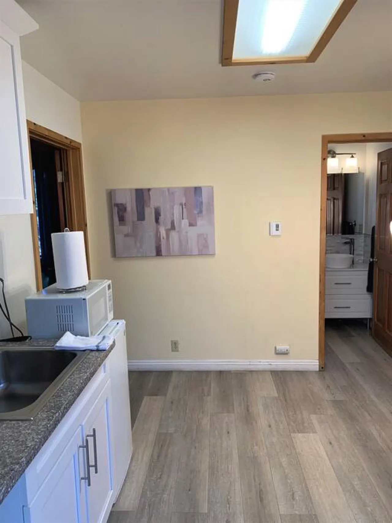 Lake-View Lodge Cabin #6 ( 2 BR Near The Village) 6
