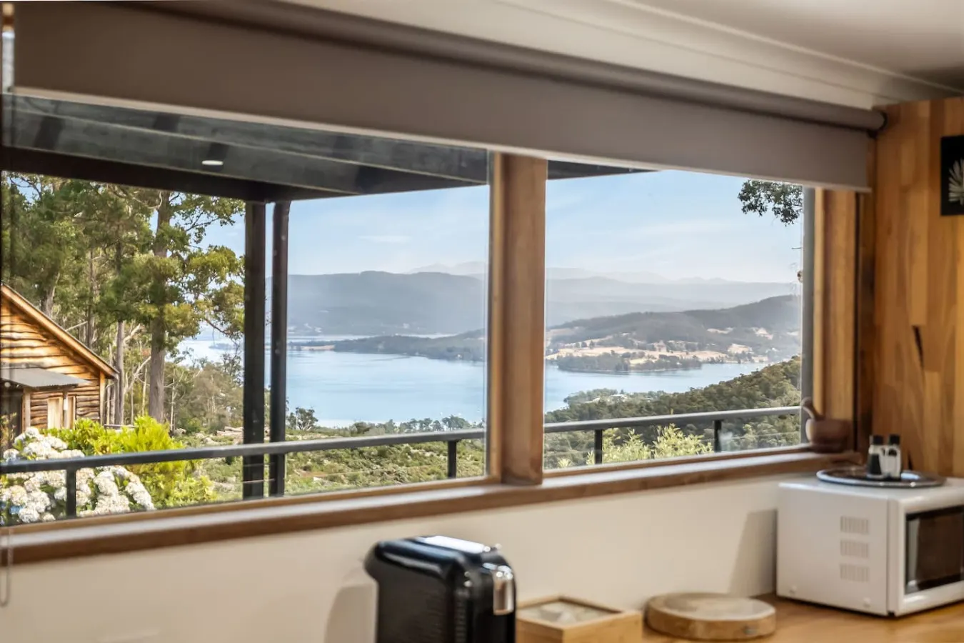 Spectacular Views of Deep Bay w/ Private Hot Tub 9