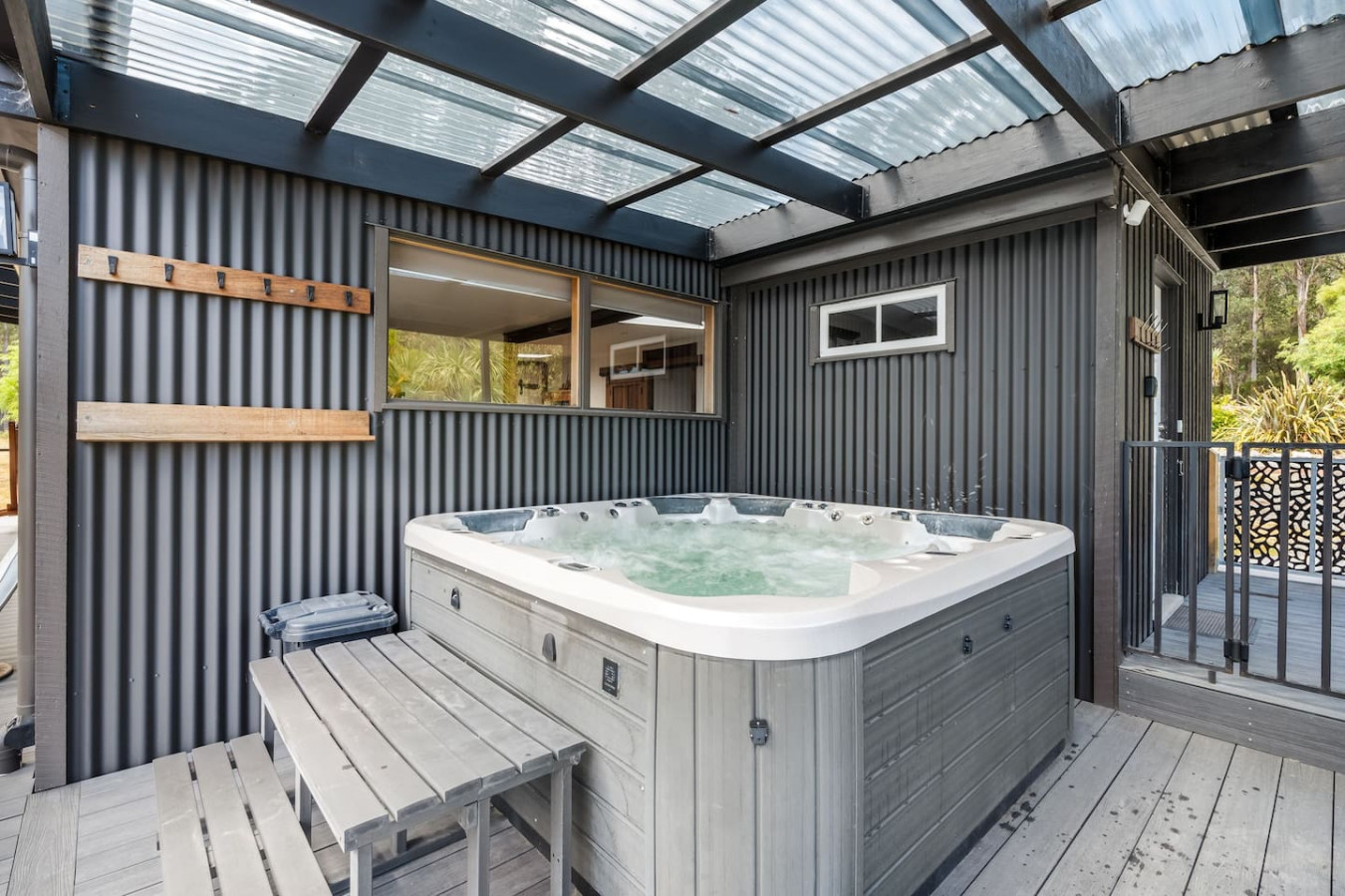 Spectacular Views of Deep Bay w/ Private Hot Tub — photo 5