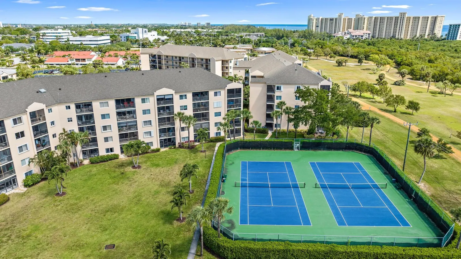 The Little Sea-Cret in Jupiter Bay, Walk To Beach And Dining 17