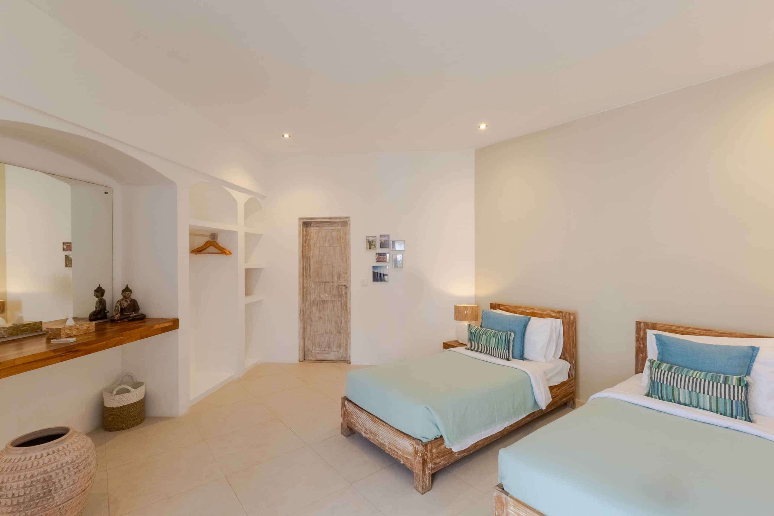Family Getaway! 3BR Pool Villa in Central Seminyak 17