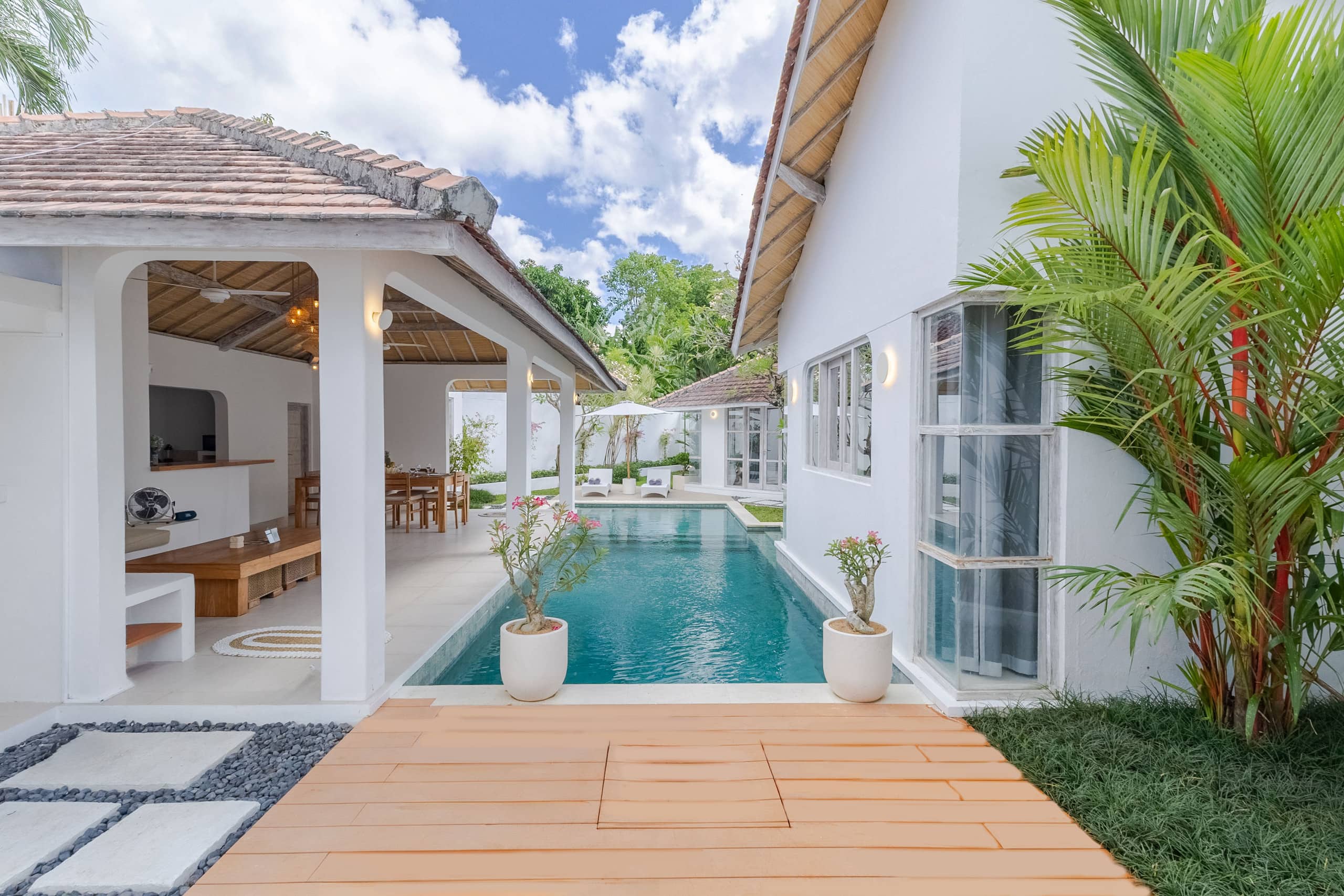 Family Getaway! 3BR Pool Villa in Central Seminyak 7