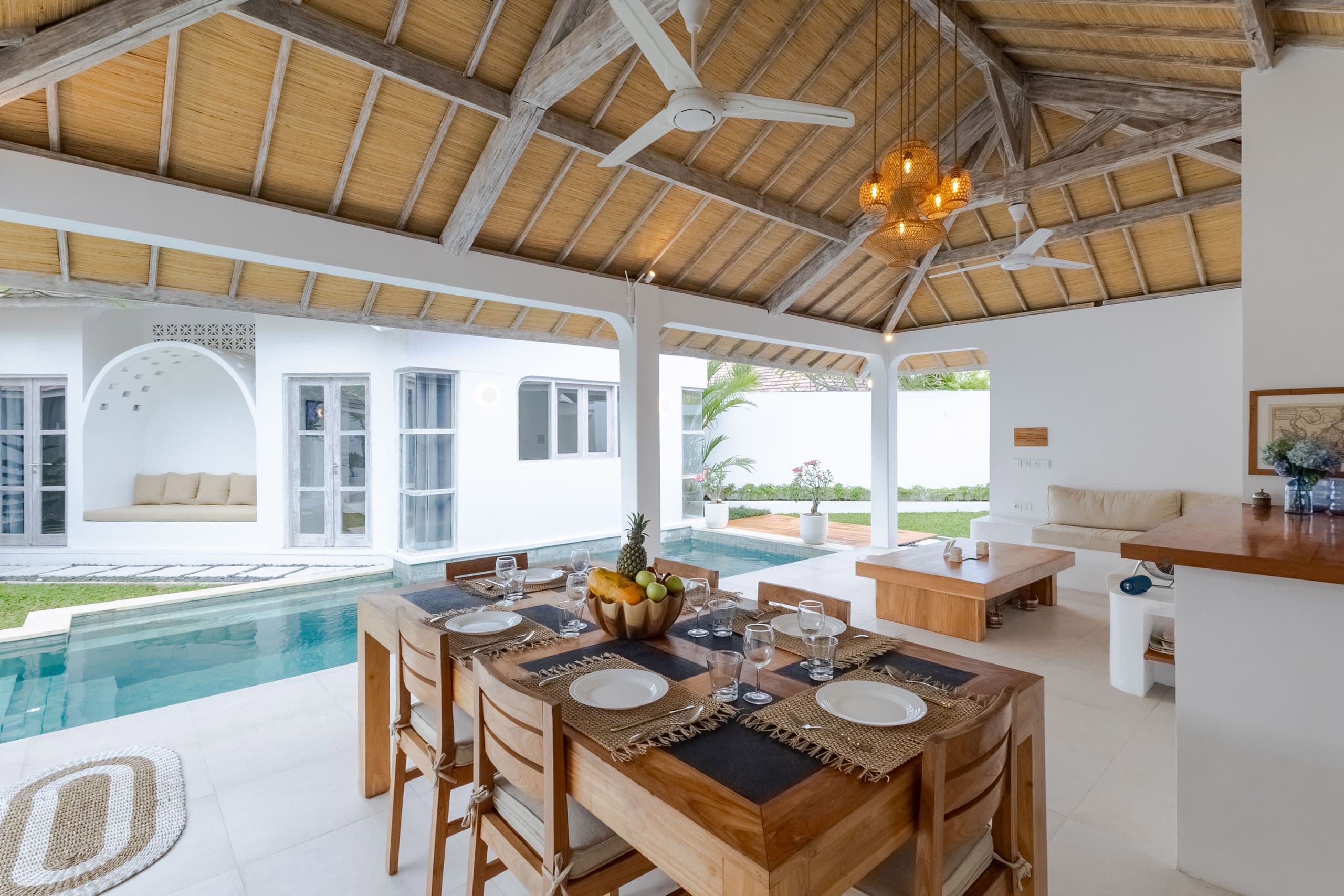 Family Getaway! 3BR Pool Villa in Central Seminyak — photo 4