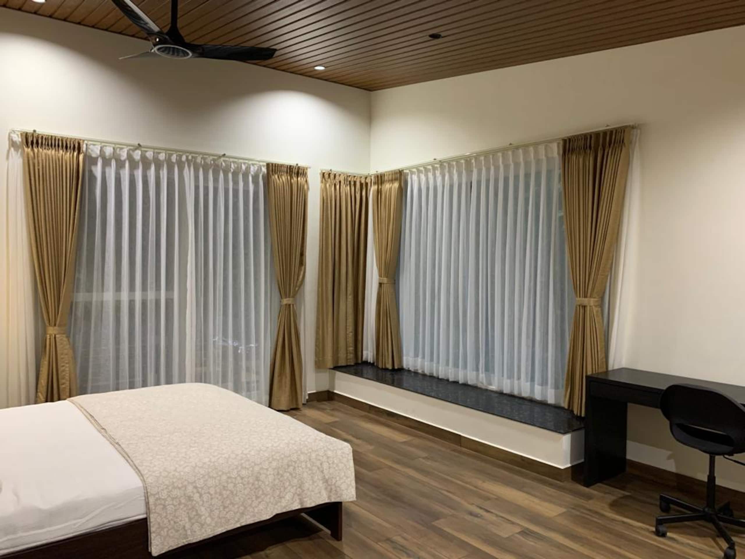 Livingston Homestay-Wooden Cottage-Chikmagalur 10
