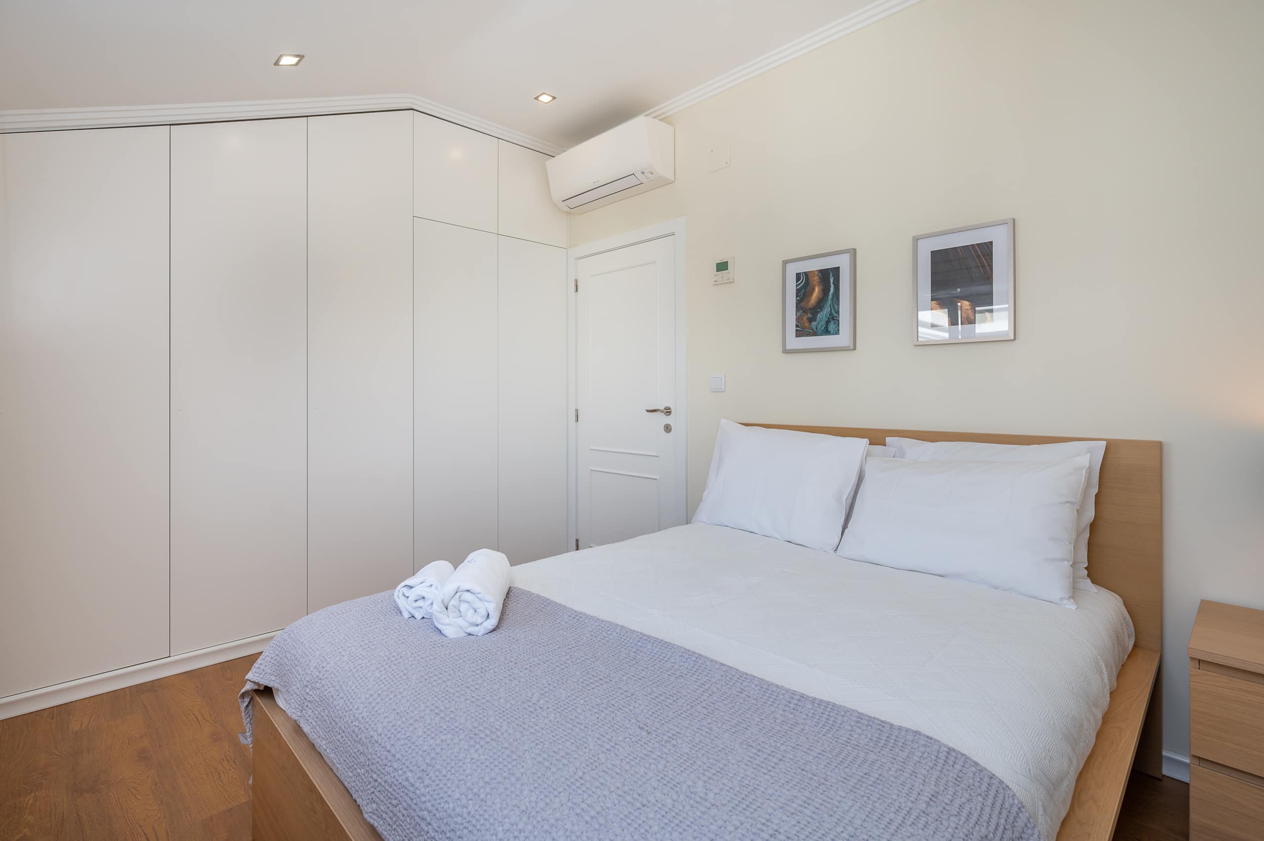 Romana 4D Luxury Penthouse 23
