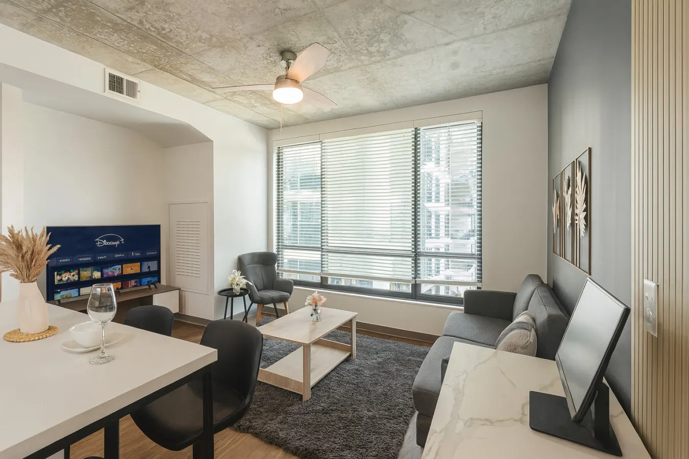 City Escape 2BR Apt w/ Resort Amenities 7