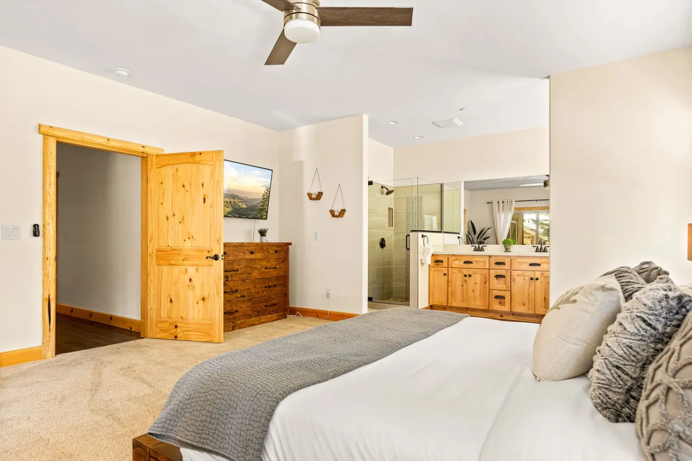 Zen Retreat Spa, Epic Games & Basketball Court 20