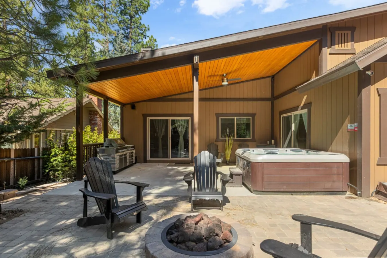 Zen Retreat Spa, Epic Games & Basketball Court 3