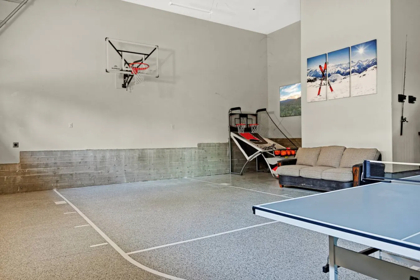 Zen Retreat Spa, Epic Games & Basketball Court 4
