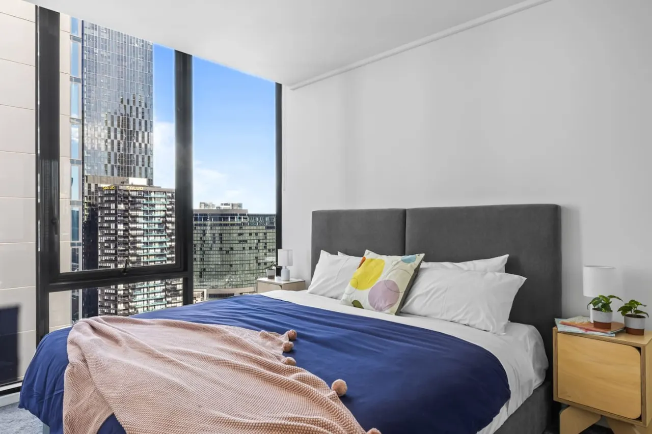 Aiko- Penhouse style 3 bed/2bath Melbourne Home 19