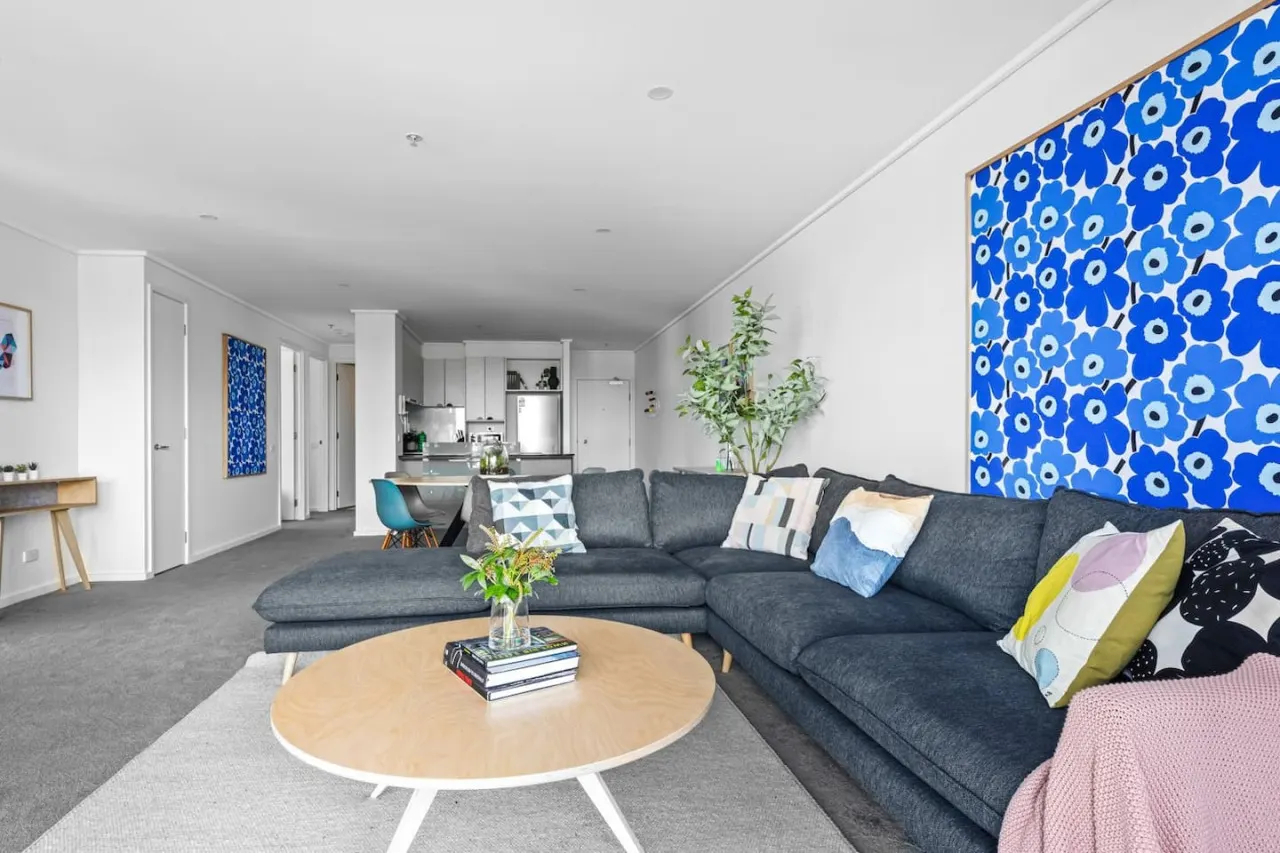 Aiko- Penhouse style 3 bed/2bath Melbourne Home — photo 4