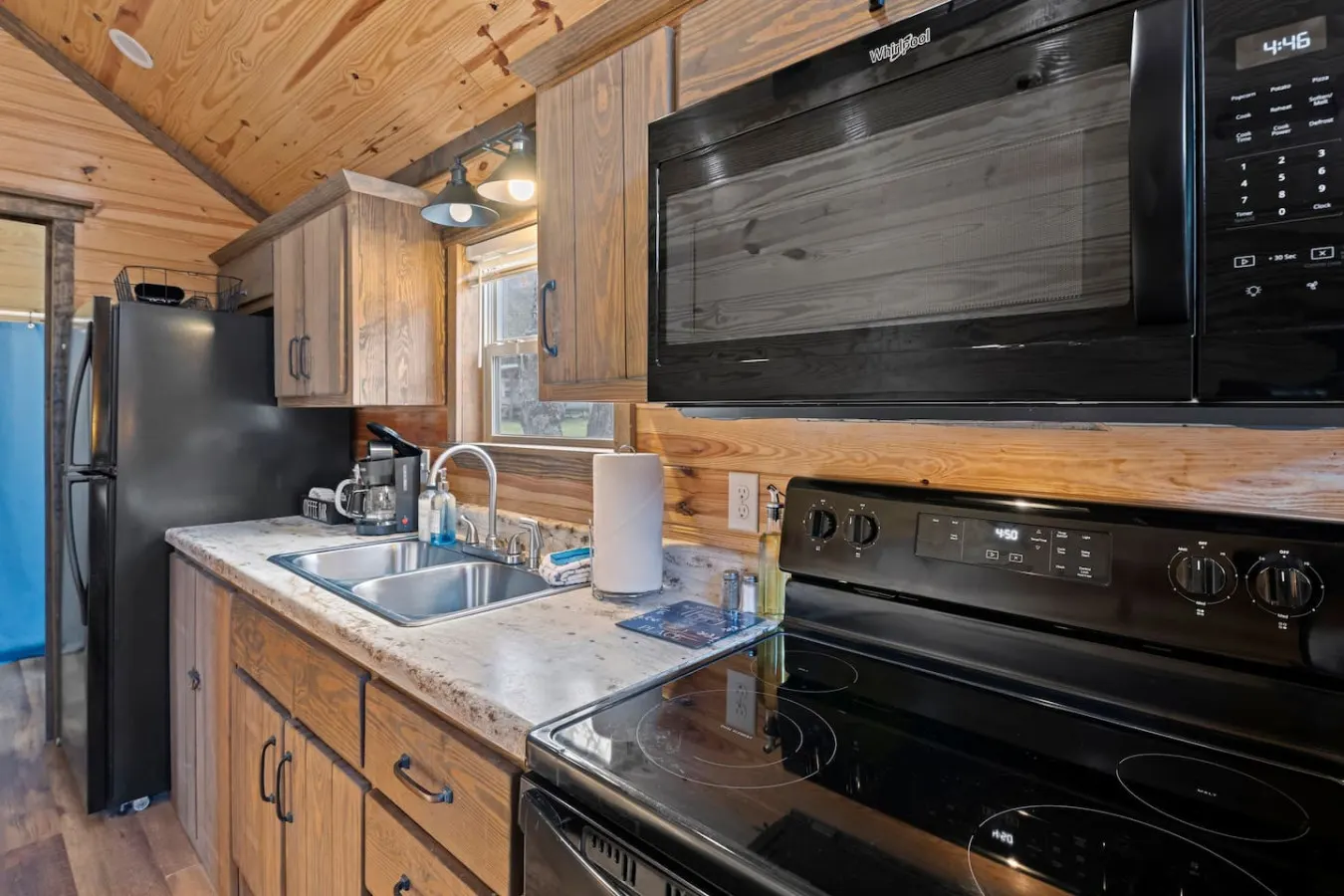 Riverfront Cabin Fish, Hike & 5 Min to Sylva 13