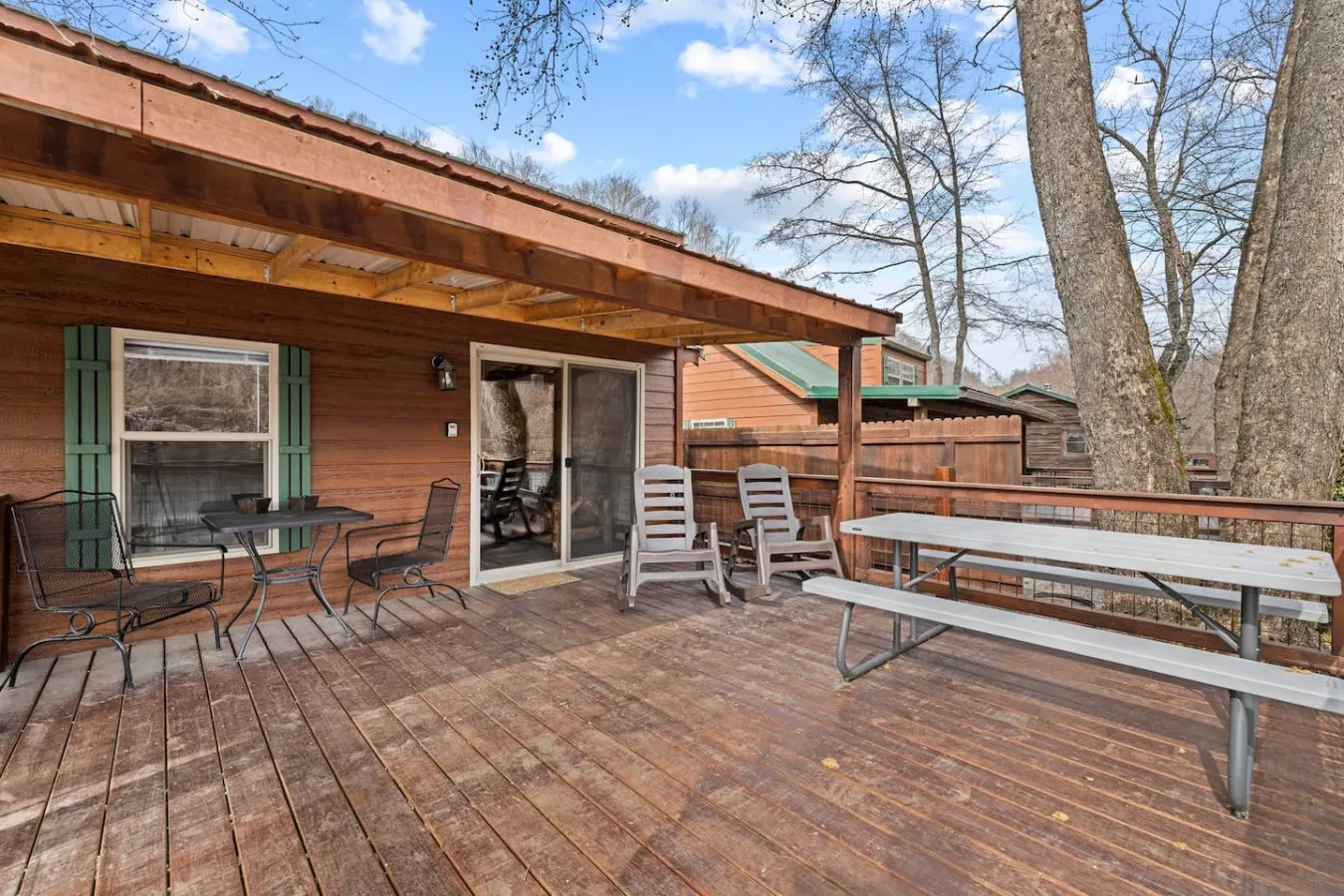Riverfront Cabin Fish, Hike & 5 Min to Sylva 20