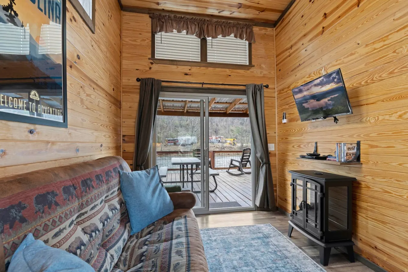 Riverfront Cabin Fish, Hike & 5 Min to Sylva 6