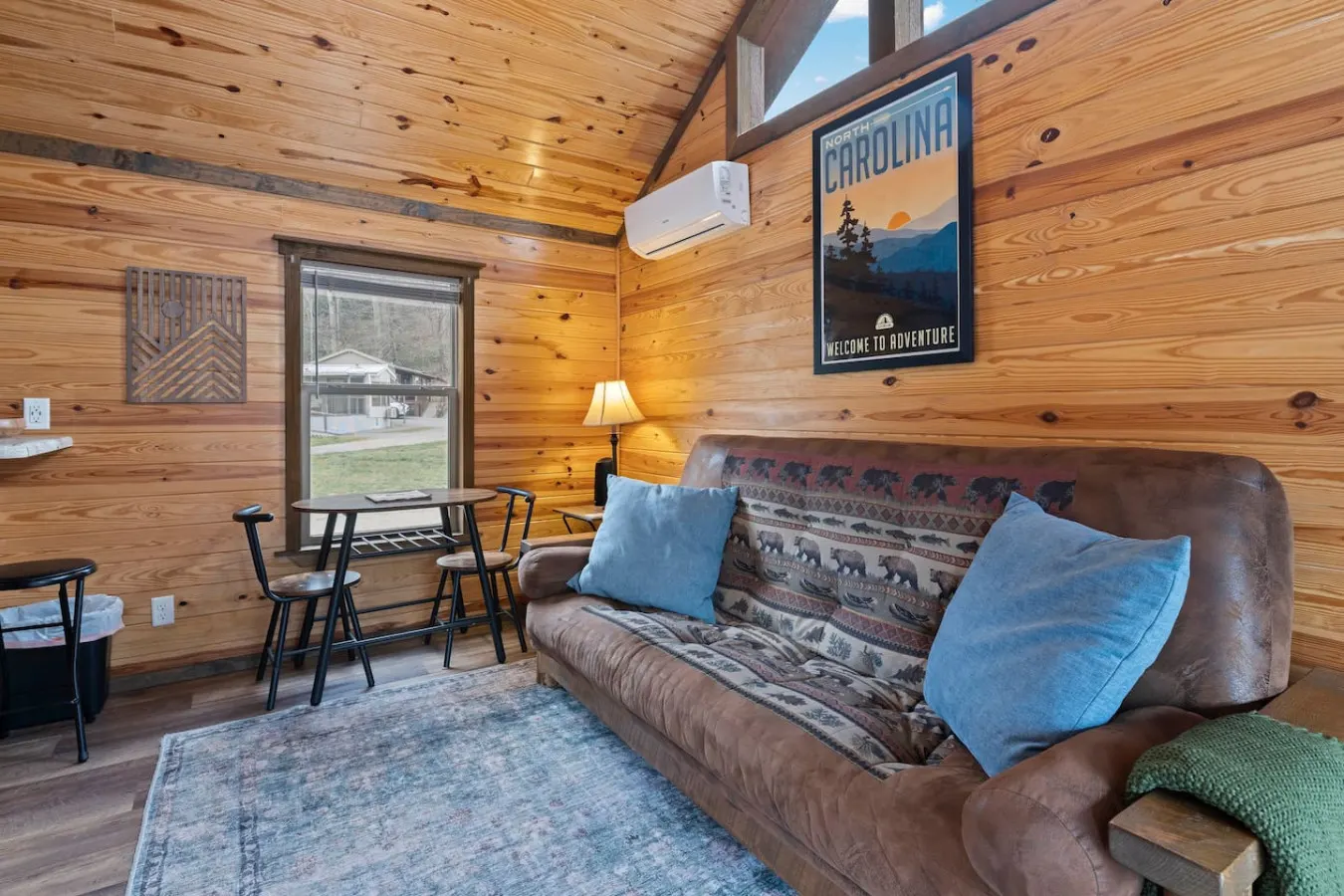 Riverfront Cabin Fish, Hike & 5 Min to Sylva 7