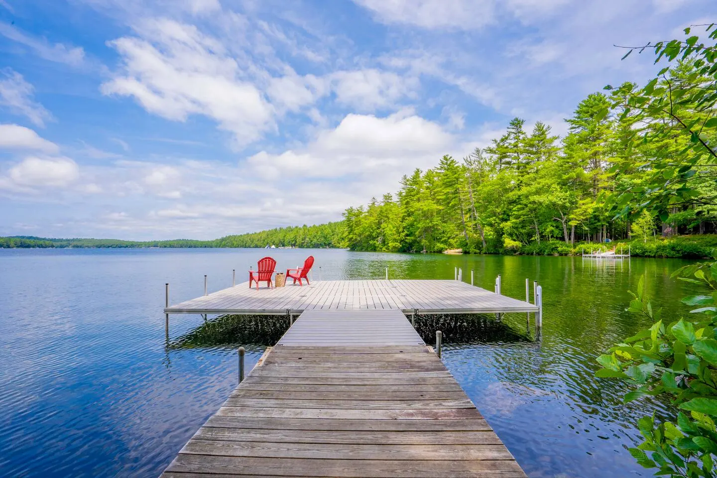 Lakefront | Large Dock, Deck & Fire Pit | Sleeps12 — photo 2