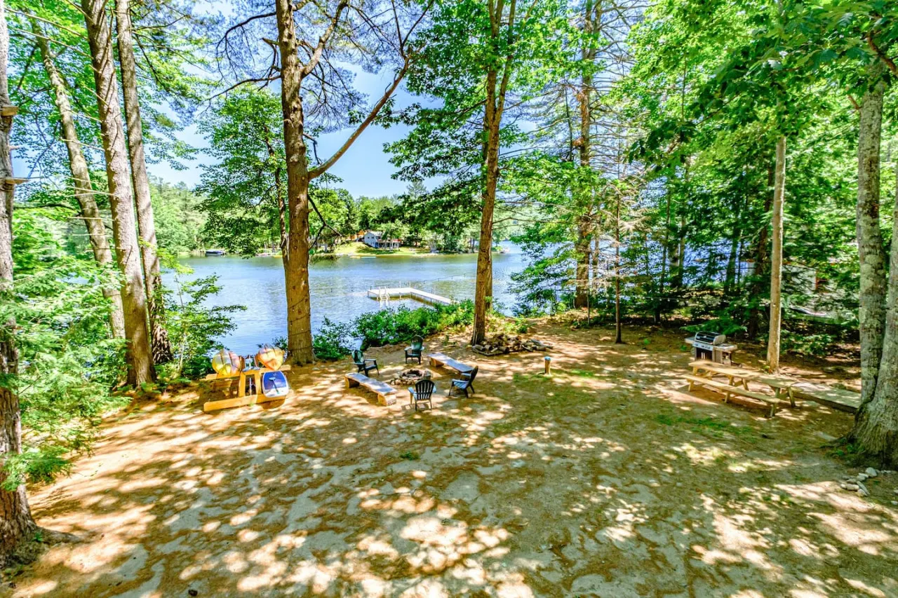 Legacy Cove- A Waterfront Vacation Retreat with Many Amenities 11