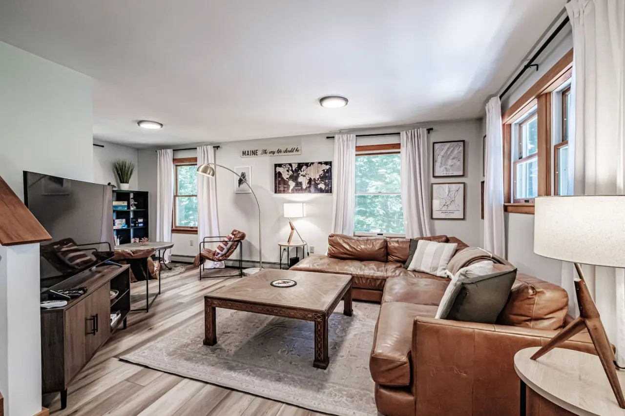 Legacy Cove- A Waterfront Vacation Retreat with Many Amenities 19