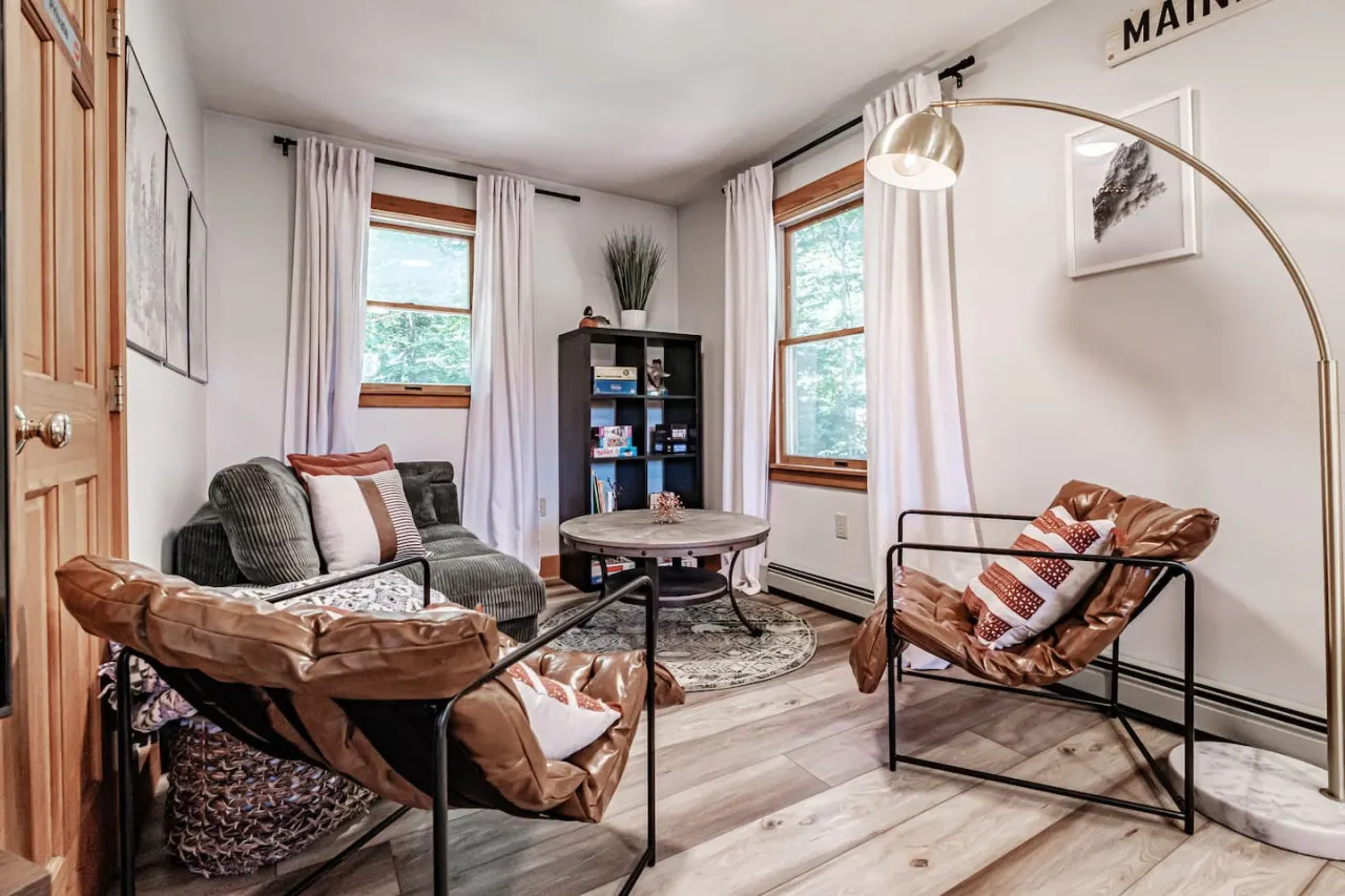 Legacy Cove- A Waterfront Vacation Retreat with Many Amenities 20