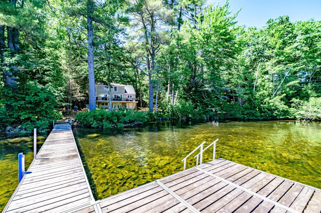 Legacy Cove- A Waterfront Vacation Retreat with Many Amenities — photo 3