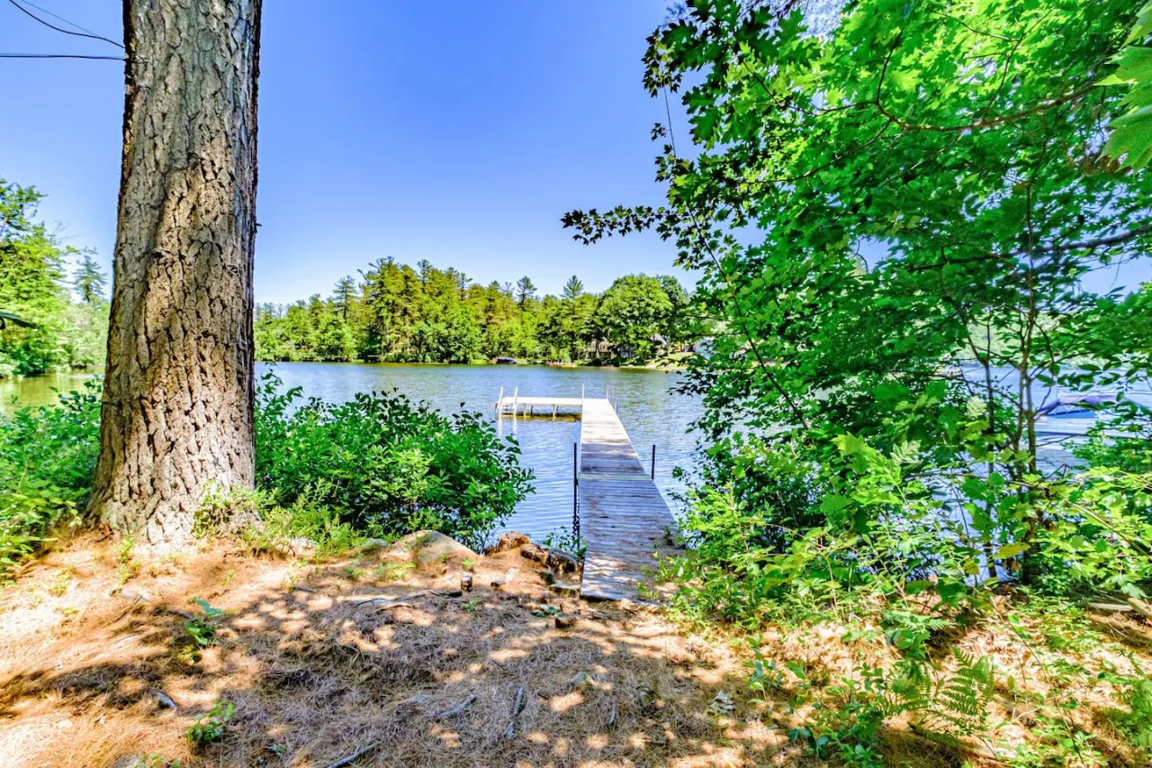 Legacy Cove- A Waterfront Vacation Retreat with Many Amenities — photo 4