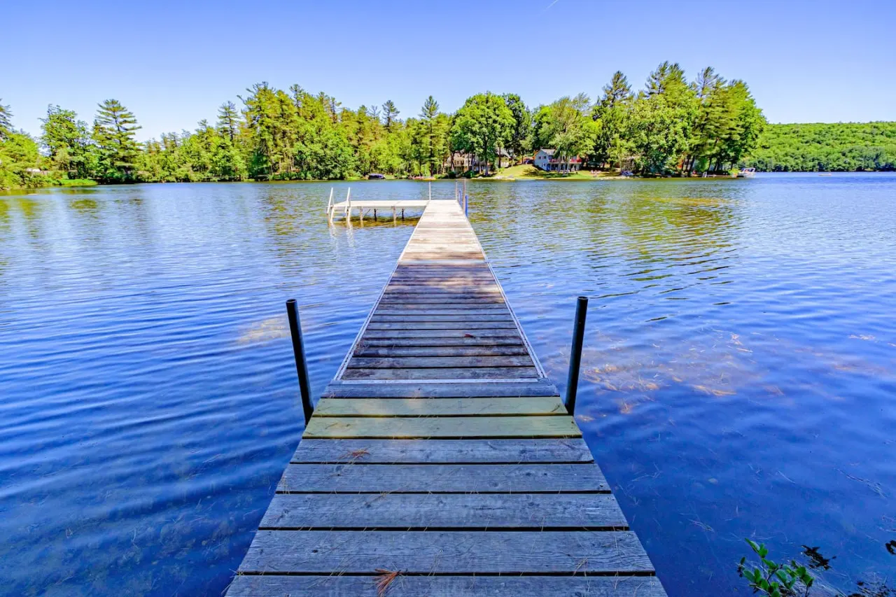 Legacy Cove- A Waterfront Vacation Retreat with Many Amenities — photo 5