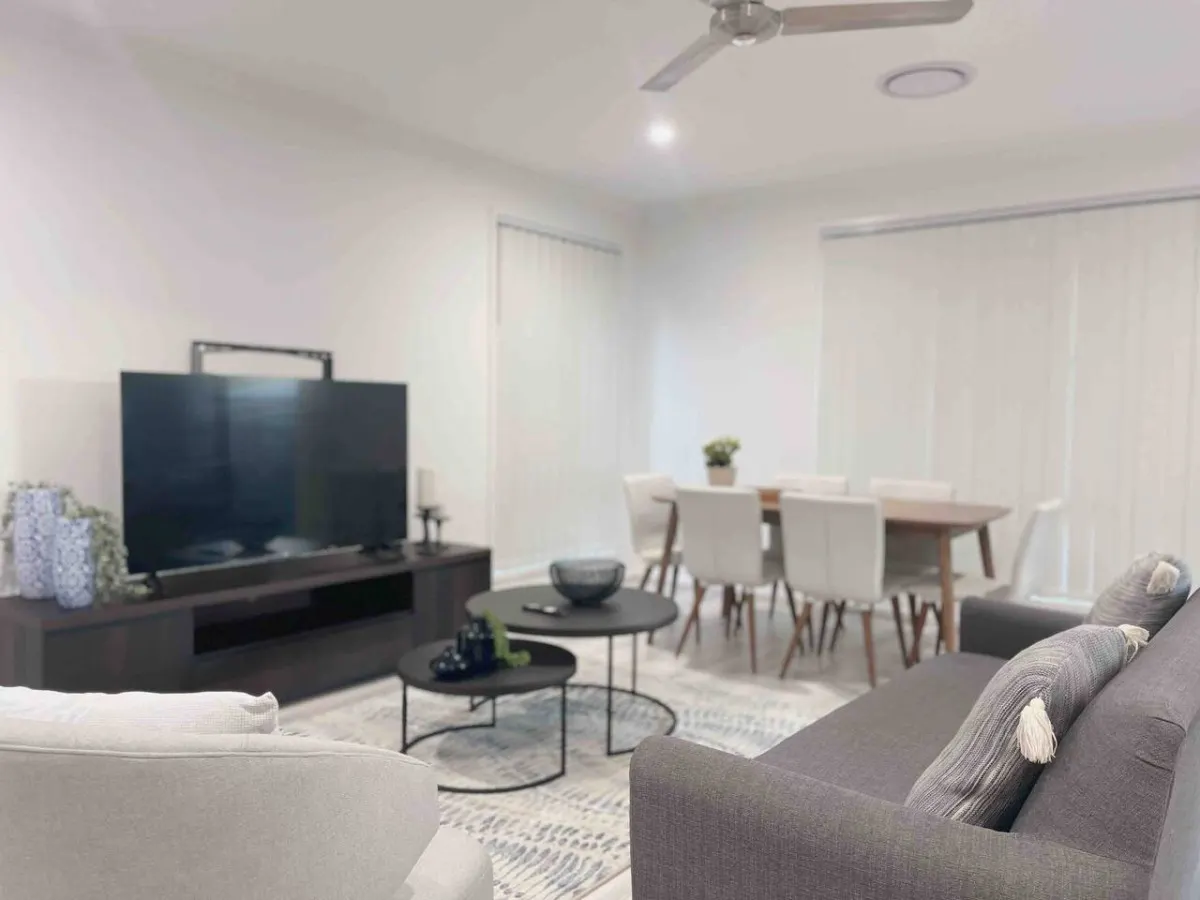 Gold Coast Oasis Villa at Coomera 9