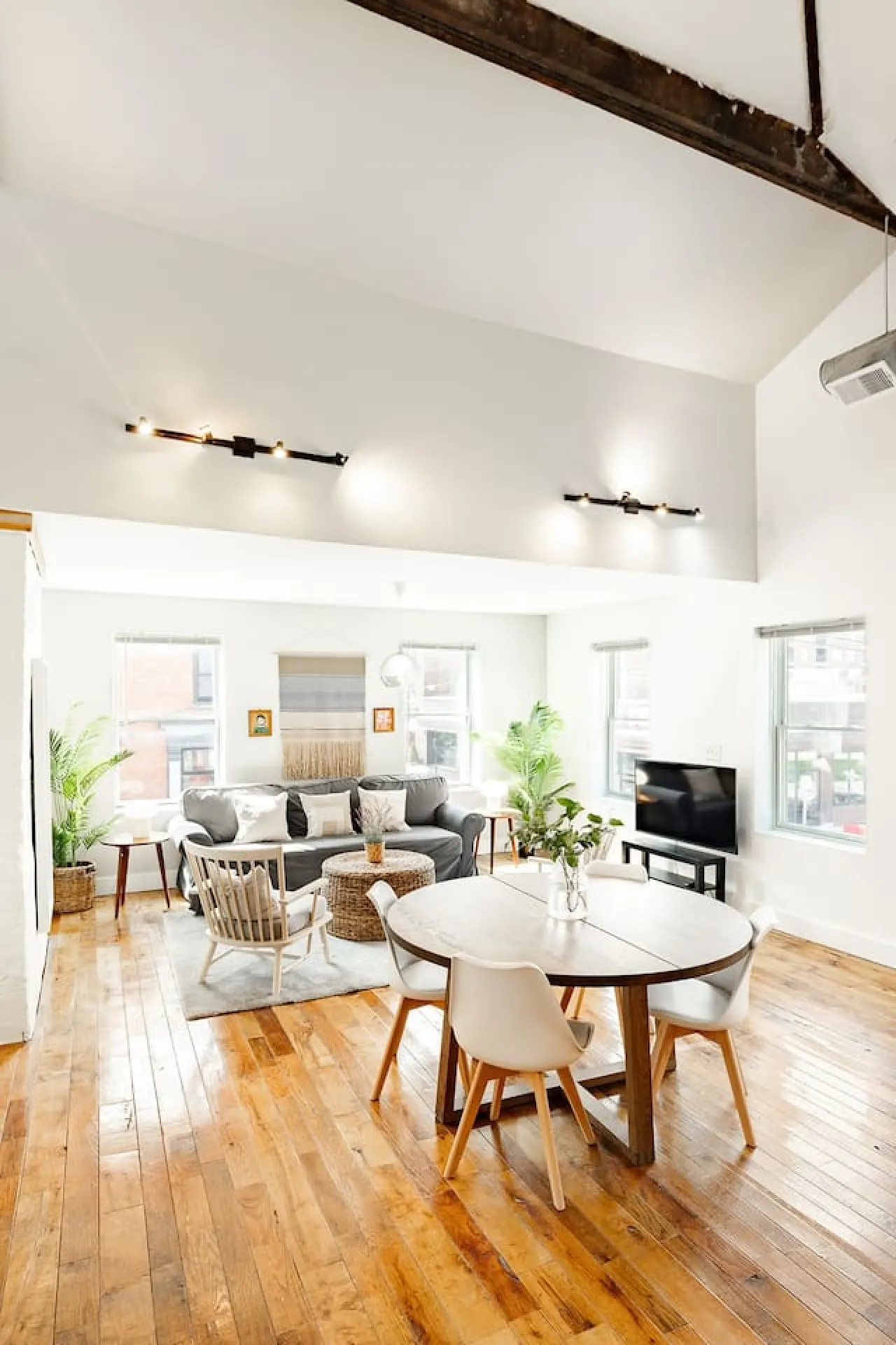 Soaring 2BR Parkside Loft Walkable to it All 14