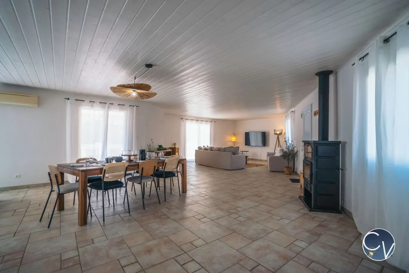 Villa avec vue, piscine & jacuzzi à Goudargues — foto 4