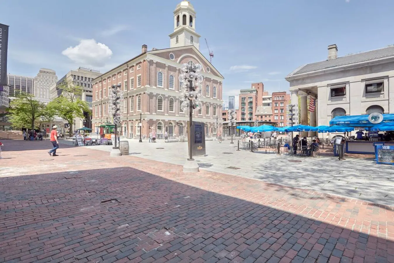 Lux 2br in Heart of FIDI District! 18