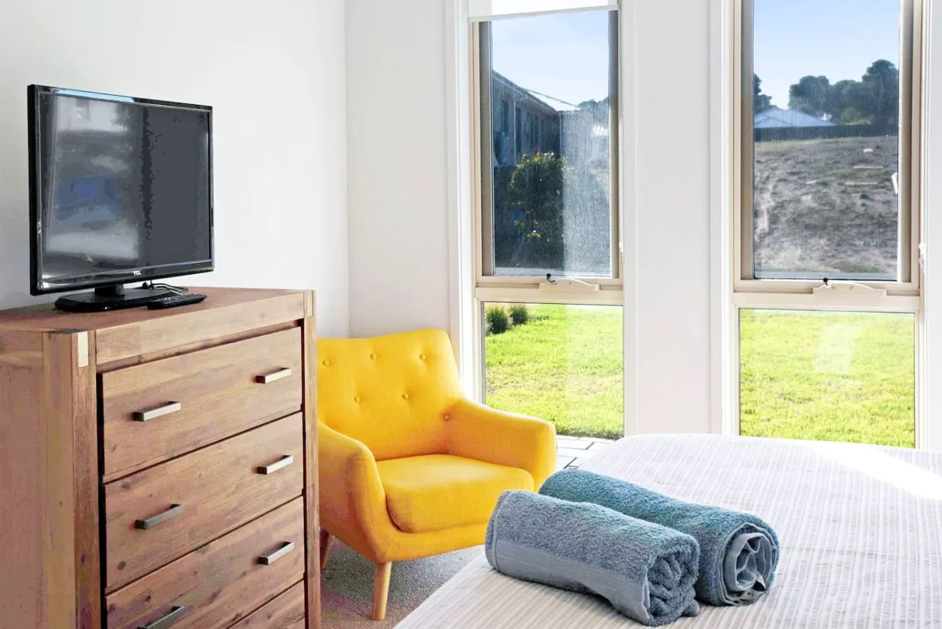 Serenity 24 - Tranquil Waterfront Living on Hindmarsh Island 13