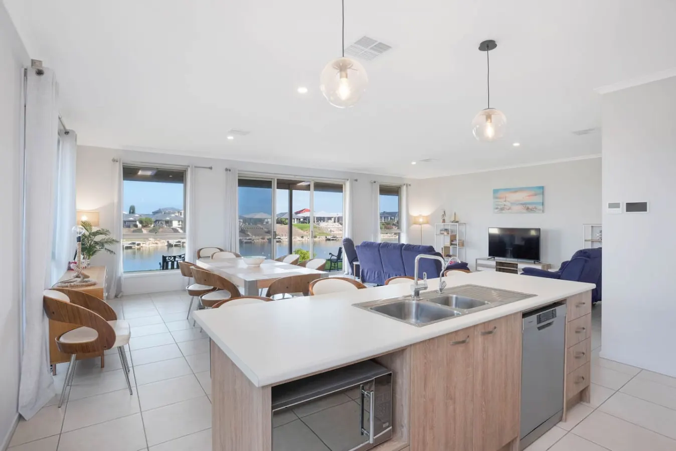 Serenity 24 - Tranquil Waterfront Living on Hindmarsh Island 20
