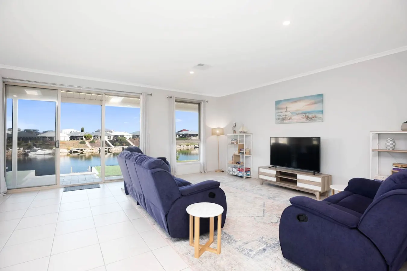 Serenity 24 - Tranquil Waterfront Living on Hindmarsh Island — photo 3