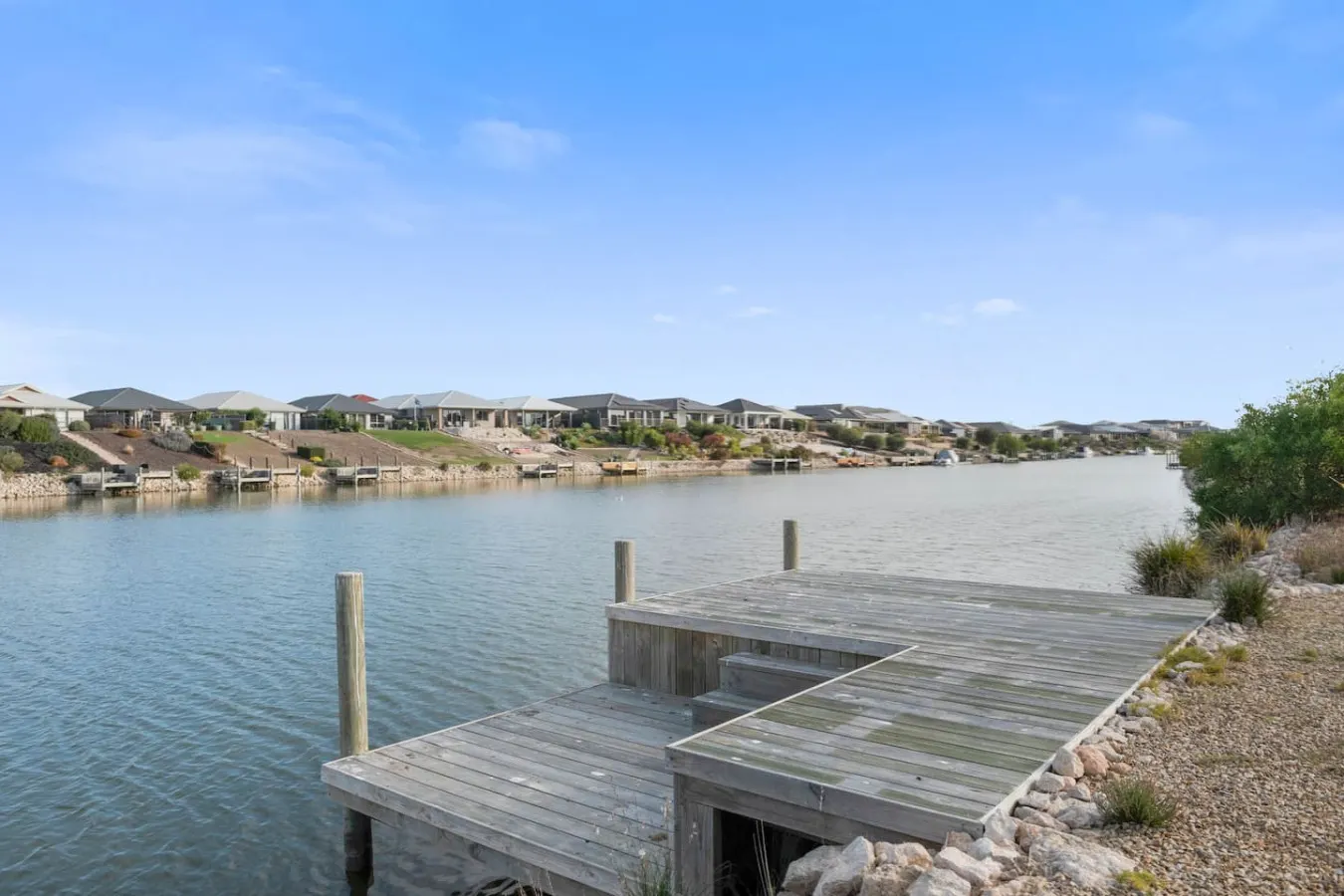Serenity 24 - Tranquil Waterfront Living on Hindmarsh Island — photo 4