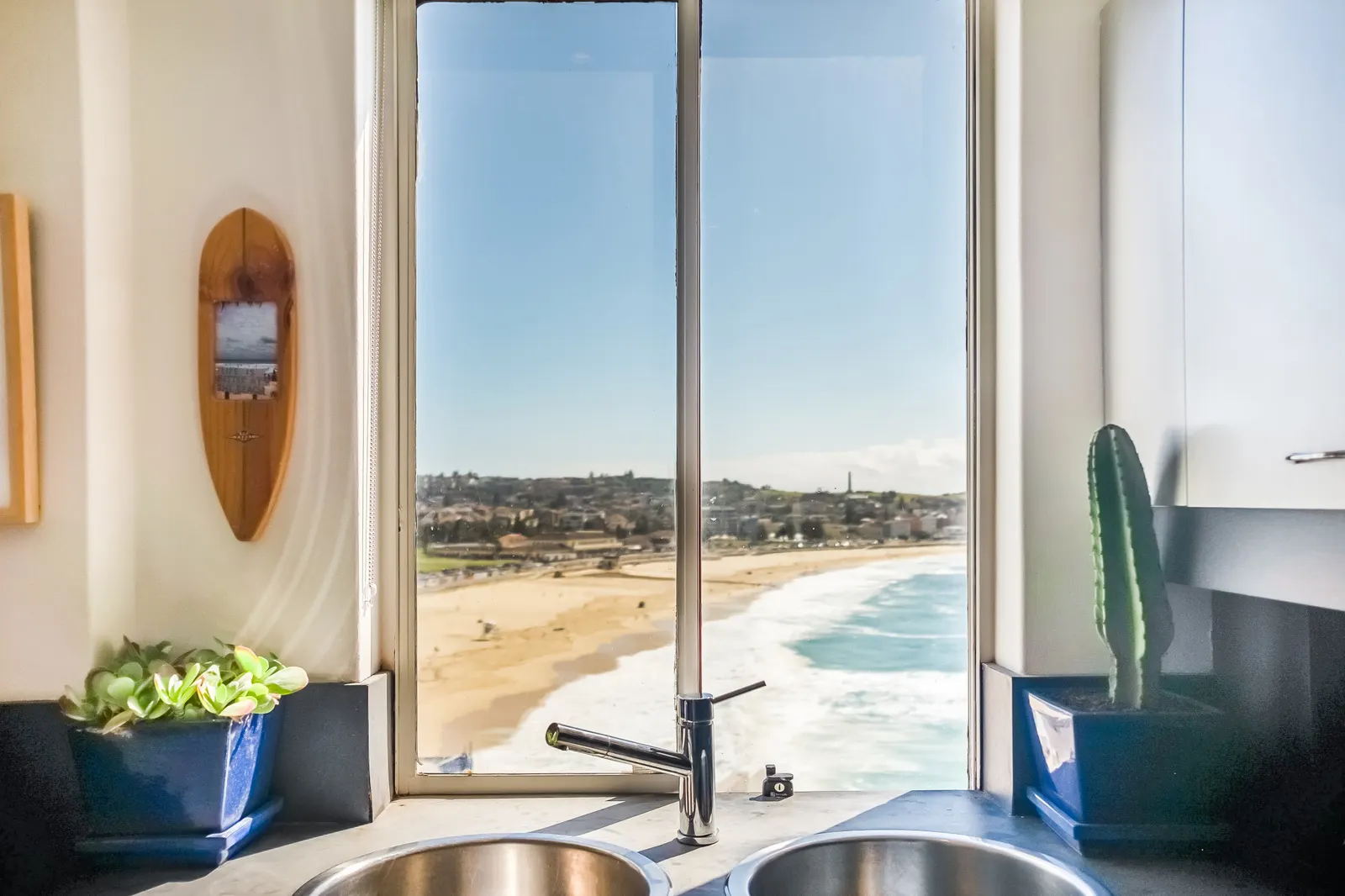 Bondi Cloud Surf House by Sydney Dreams 14