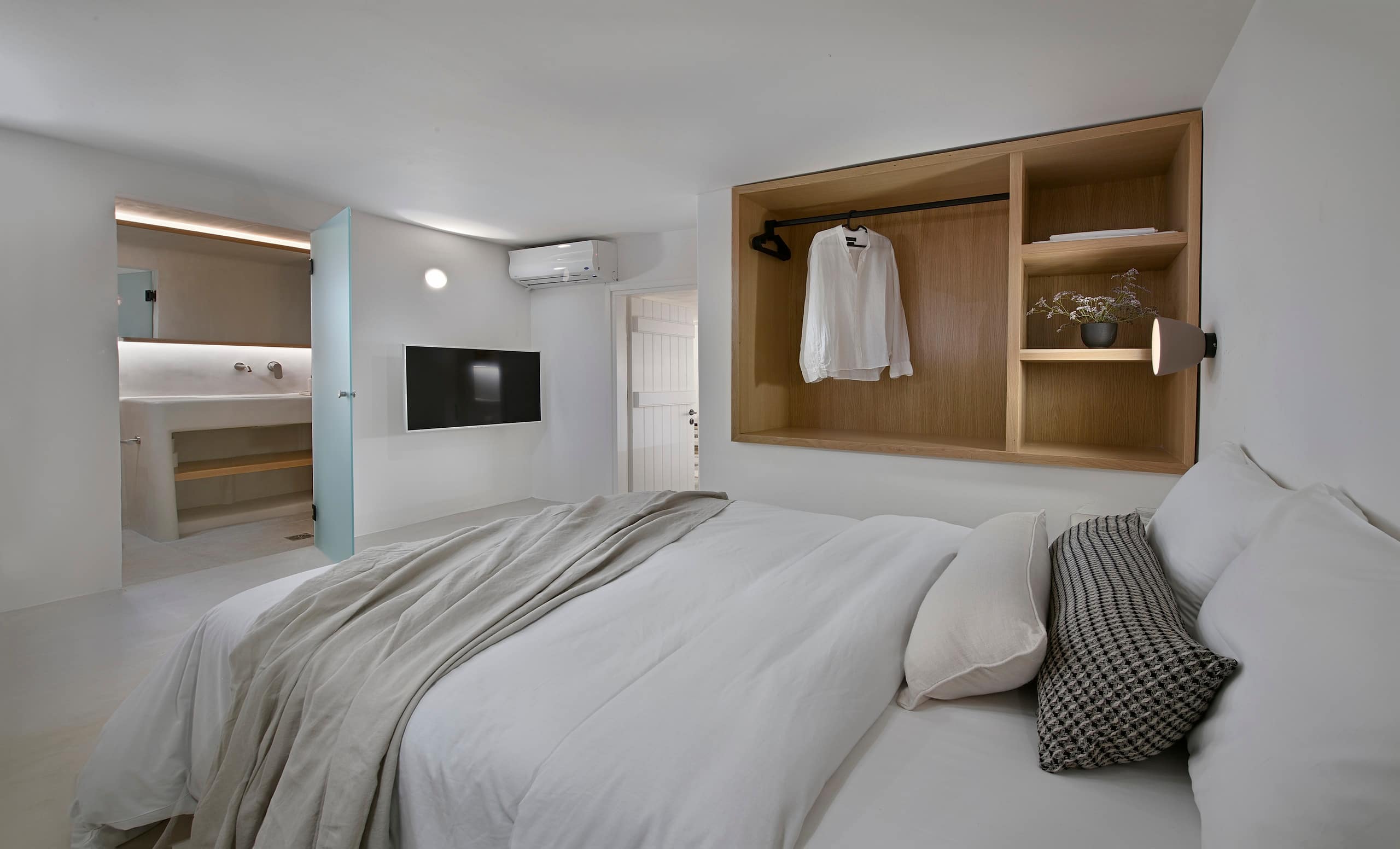 VLIA Mykonos Den | Elegant Cycladic Stay 6