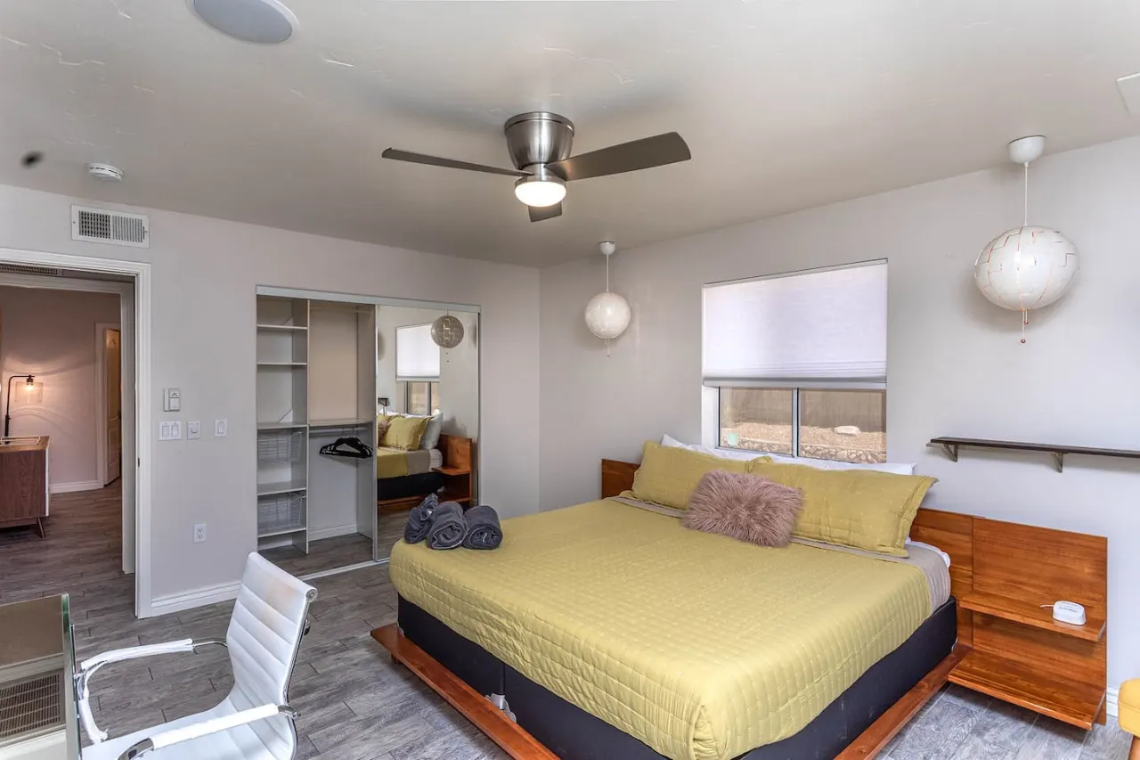 Havasu Sheik - Pool, Spa, Fire Pit, Pets, Ensuite Bathrooms 13